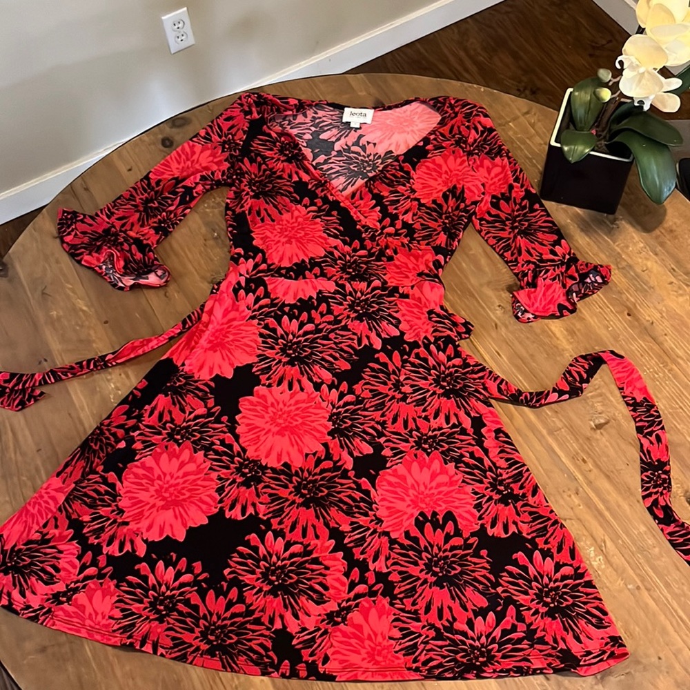 LEOTA WRAP DRESS FLORAL